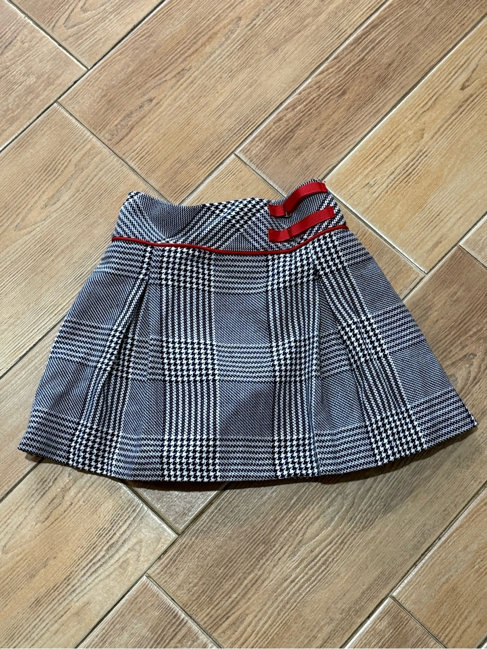 Hartstrings Plaid Pleated Skort with Red Trim